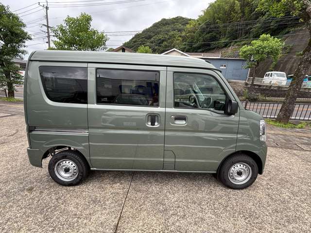 Suzuki Every 12