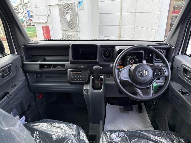 Honda N-VAN 11