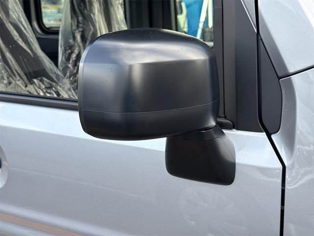 Honda N-VAN 8