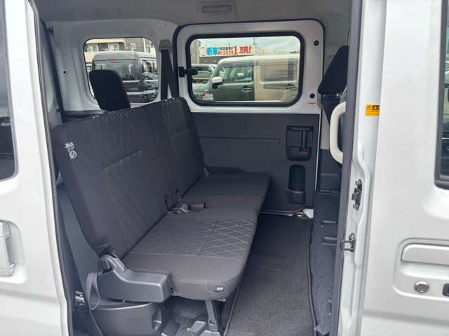 Daihatsu Atrai 9