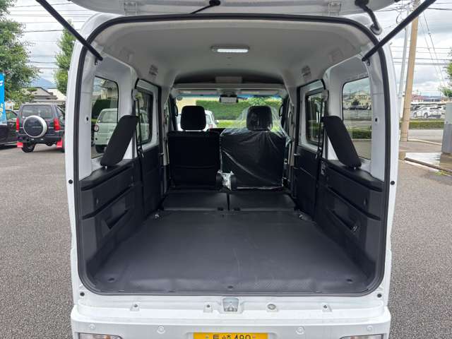 Daihatsu Atrai 10