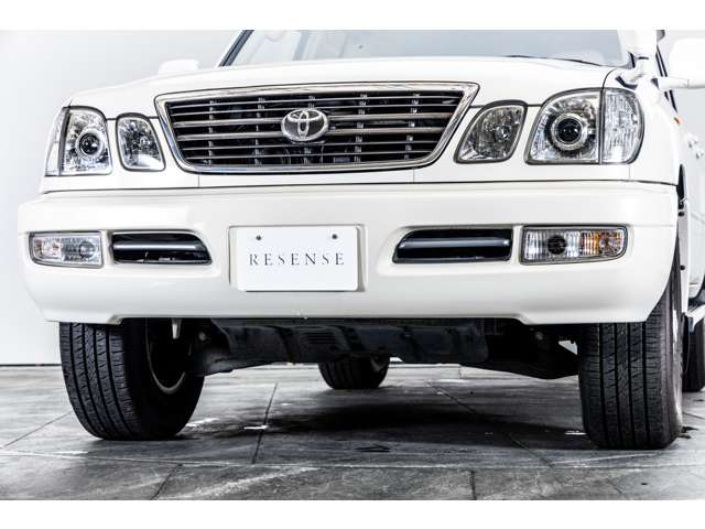 Toyota Land Cruiser Cygnus 11