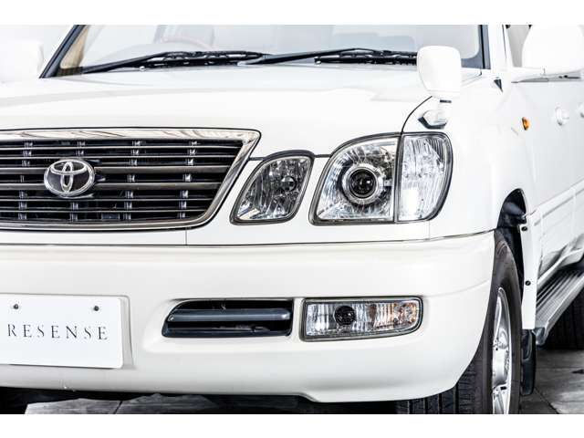 Toyota Land Cruiser Cygnus 12