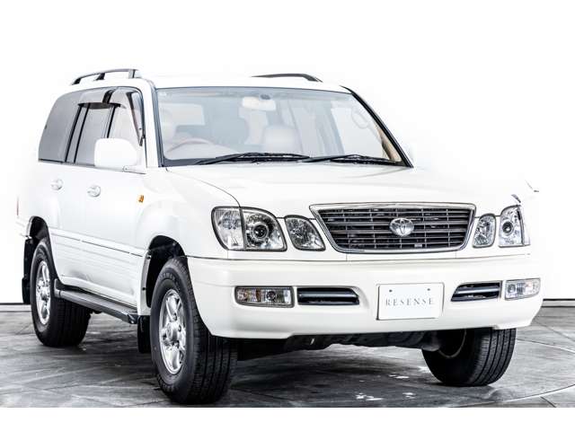 Toyota Land Cruiser Cygnus 7
