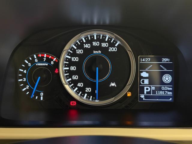 Suzuki XBEE 11