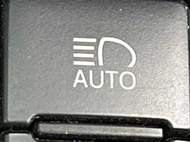 Toyota Sienta 12