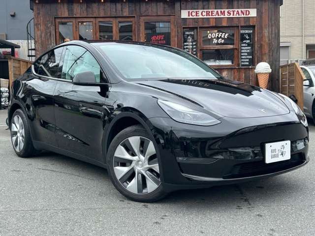 Tesla Model Y 7