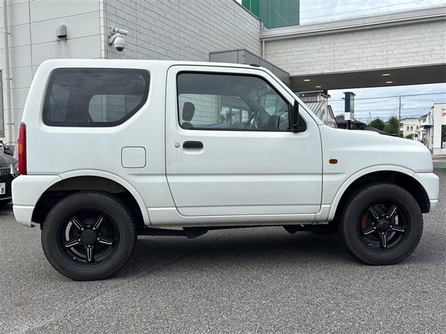 Suzuki Jimny 9