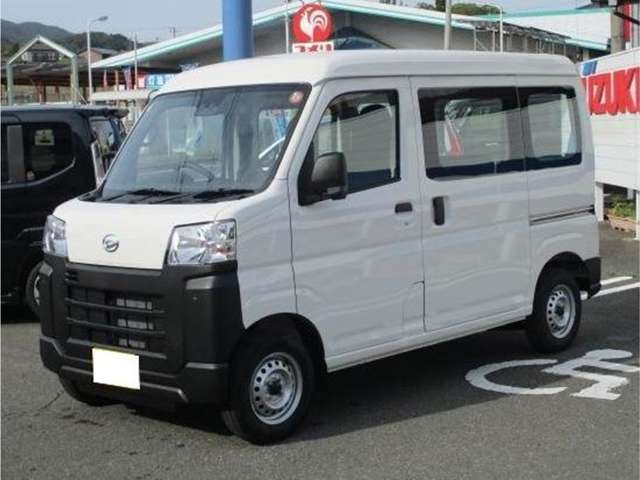 Daihatsu Hijet Cargo 3