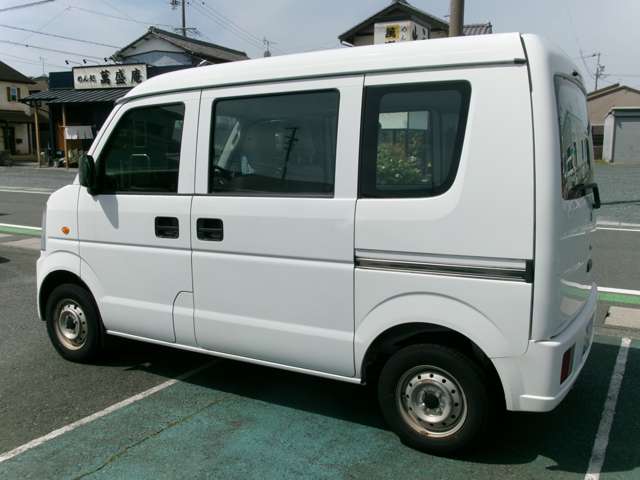Suzuki Every 8