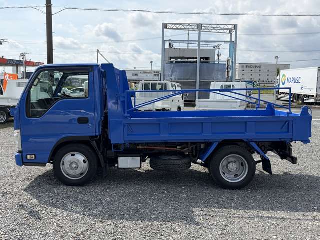 Isuzu Elf 6