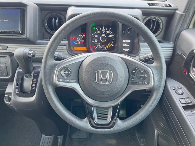 Honda N-VAN 11