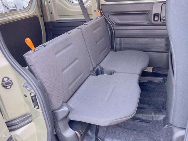 Honda N-VAN 9