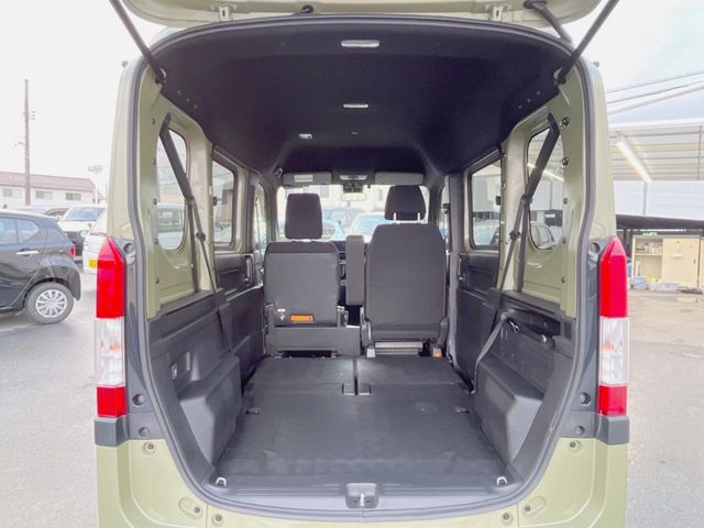 Honda N-VAN 10