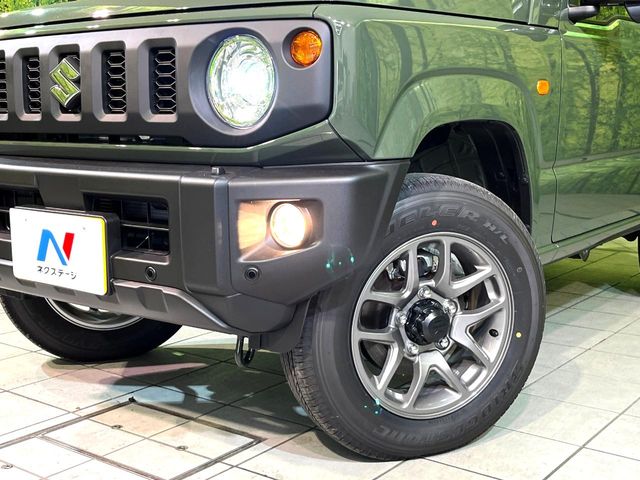 Suzuki Jimny 12
