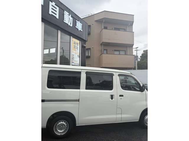 Toyota Light Ace Van 6