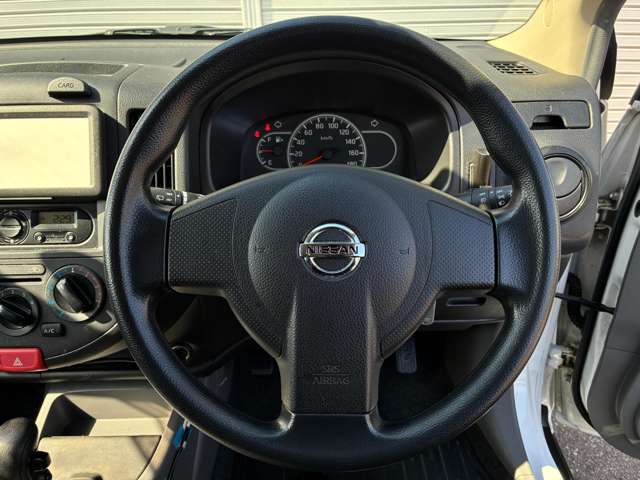 Nissan AD 8