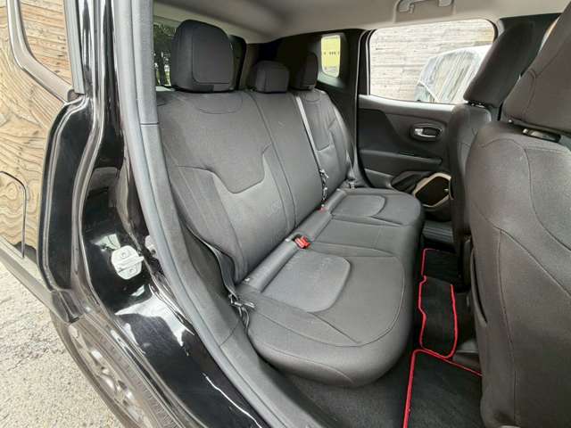 Jeep Renegade 6