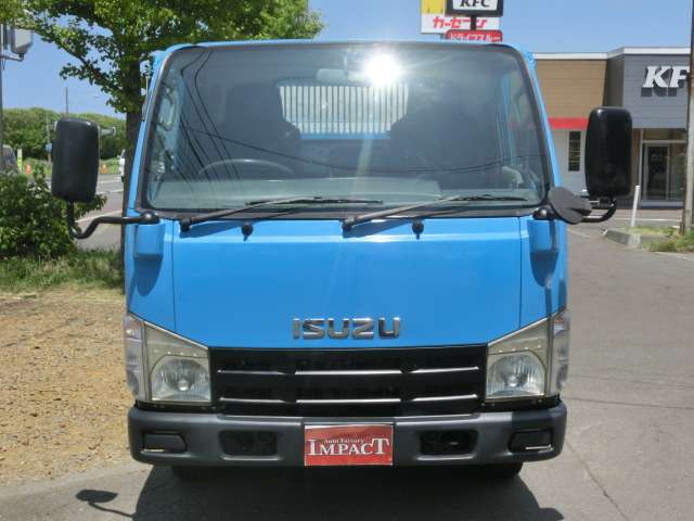 Isuzu Elf 3