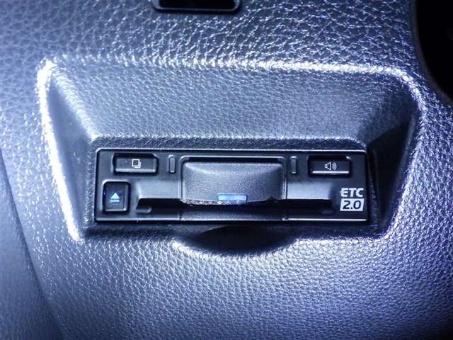 Toyota Noah 11