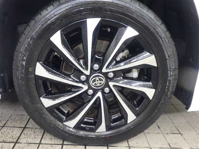 Toyota Noah 7