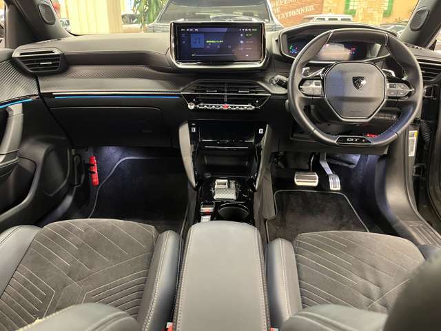 Peugeot SUV 2008 3