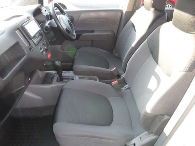 Mitsubishi ランサーカーゴ 11