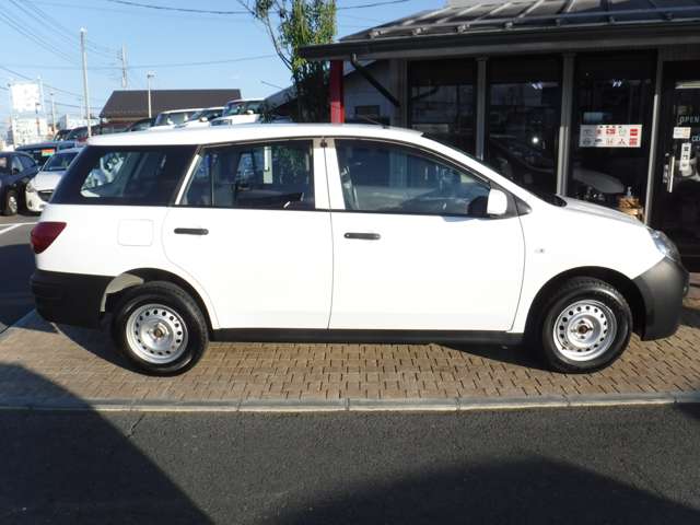 Mitsubishi ランサーカーゴ 8