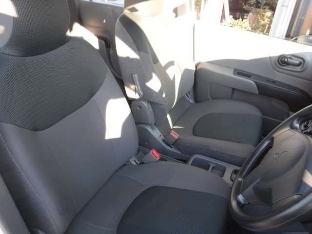 Mitsubishi ランサーカーゴ 10