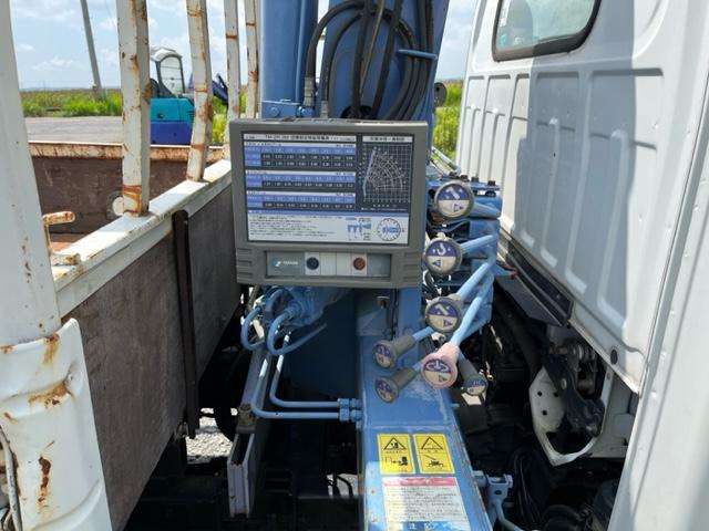 Isuzu Elf 9