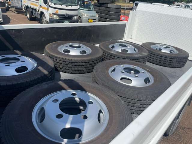 Mitsubishi Fuso Canter 10
