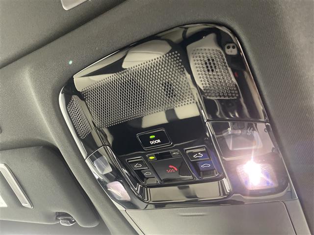Lexus NX 12
