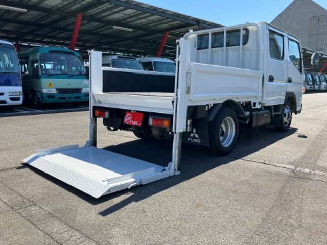 Mitsubishi Fuso Canter 11