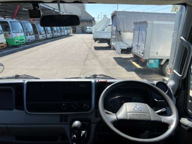 Mitsubishi Fuso Canter 12