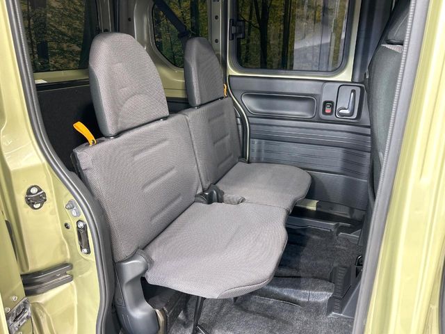 Honda N-VAN 9