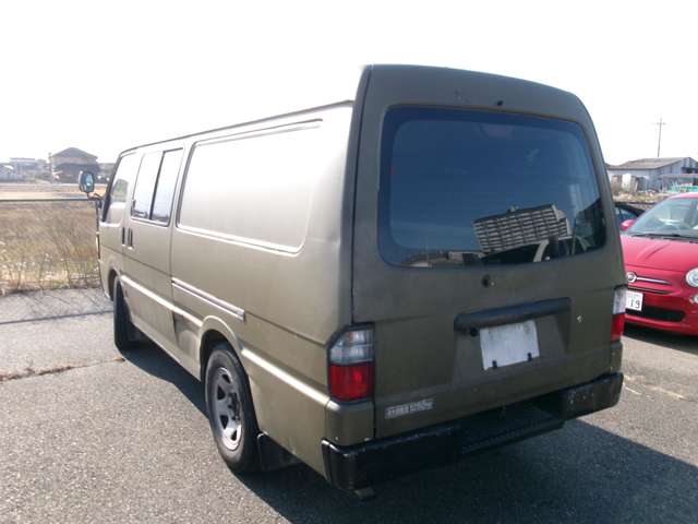 Mitsubishi デリカカーゴ 6