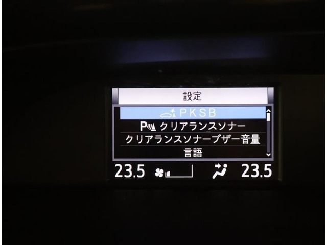 Toyota Noah 12