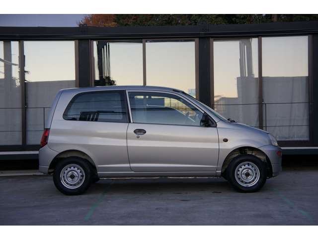 Mitsubishi ミニカ 4