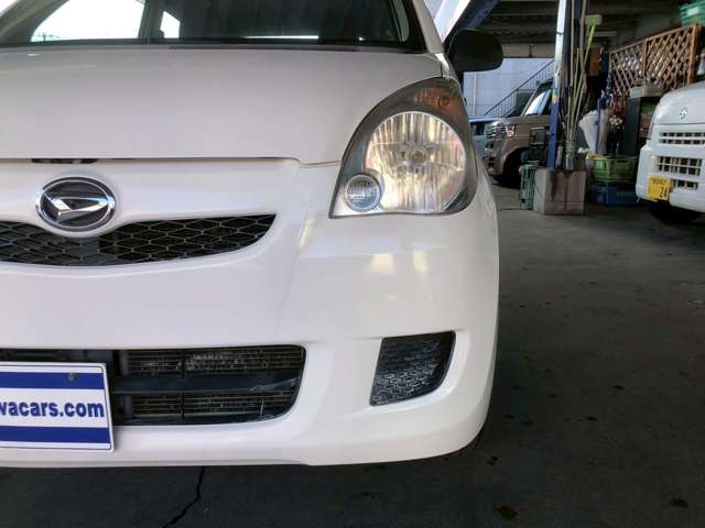 Daihatsu Mira 11