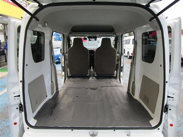 Nissan NV100 Clipper 9