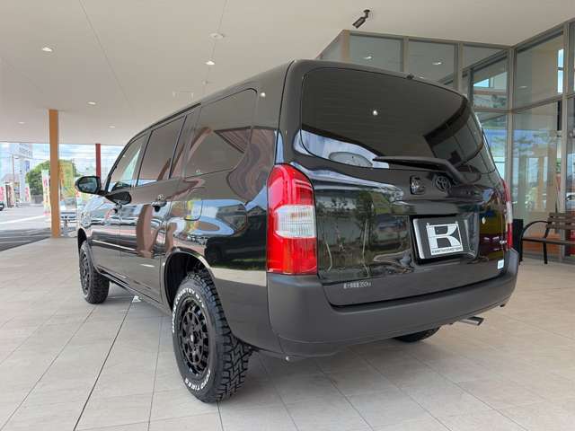 Toyota Probox Van 11