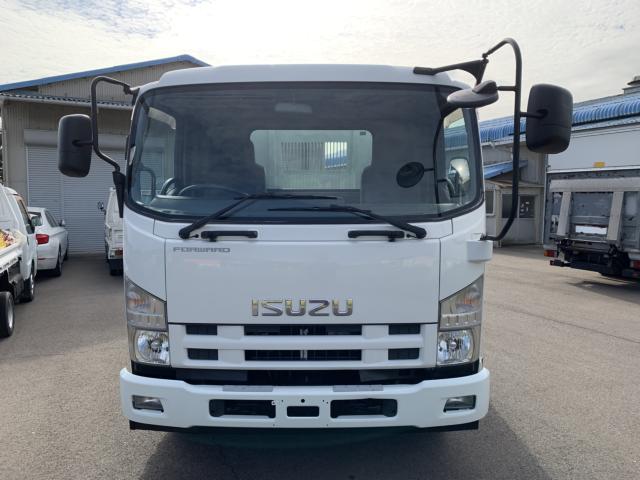 Isuzu Forward 2