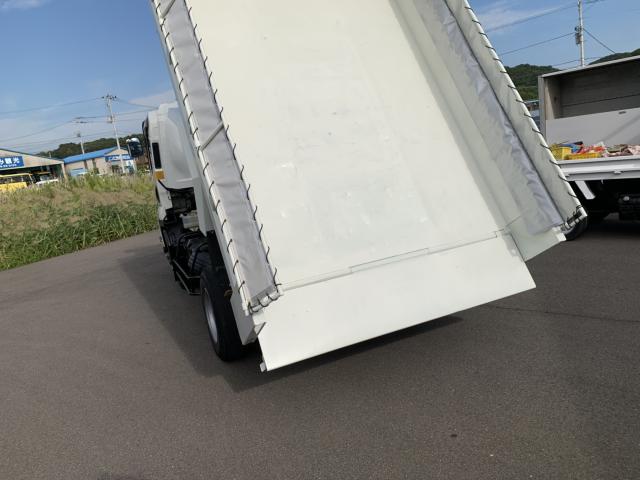 Isuzu Forward 8