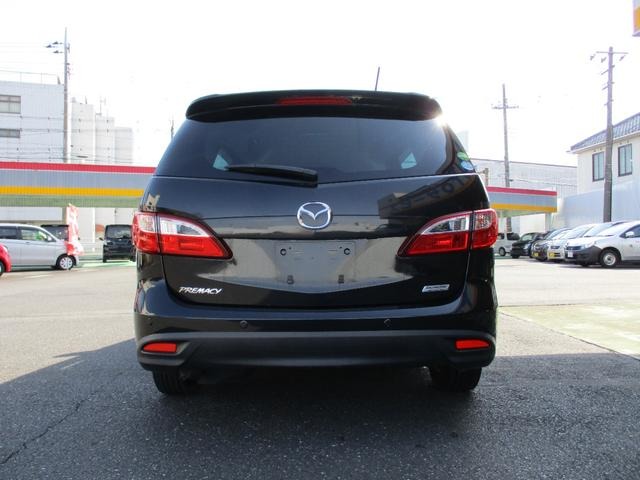 Mazda Premacy 10