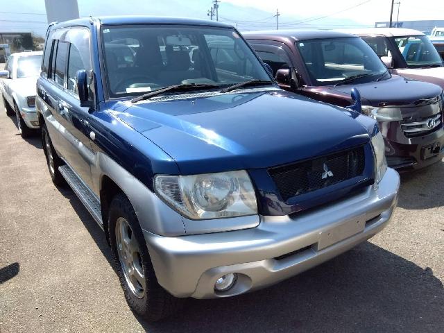 Mitsubishi Pajero iO 4