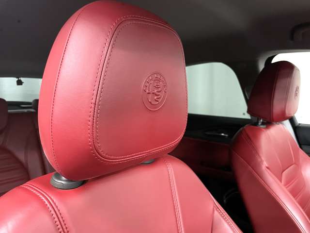 Alfa Romeo Stelvio 9