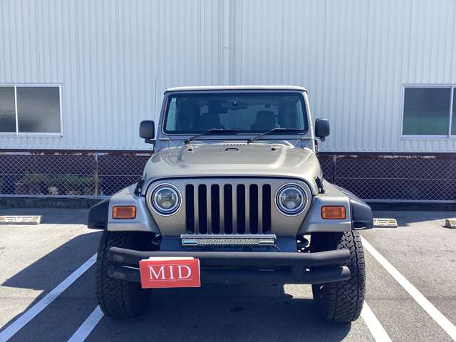Jeep Wrangler 3