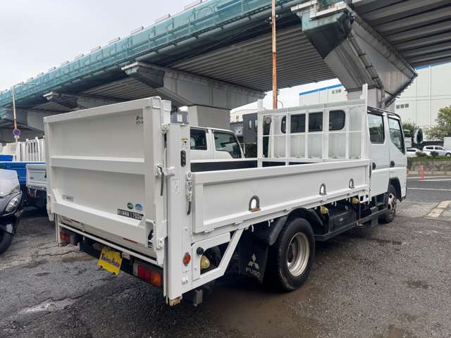 Mitsubishi Fuso Canter 7