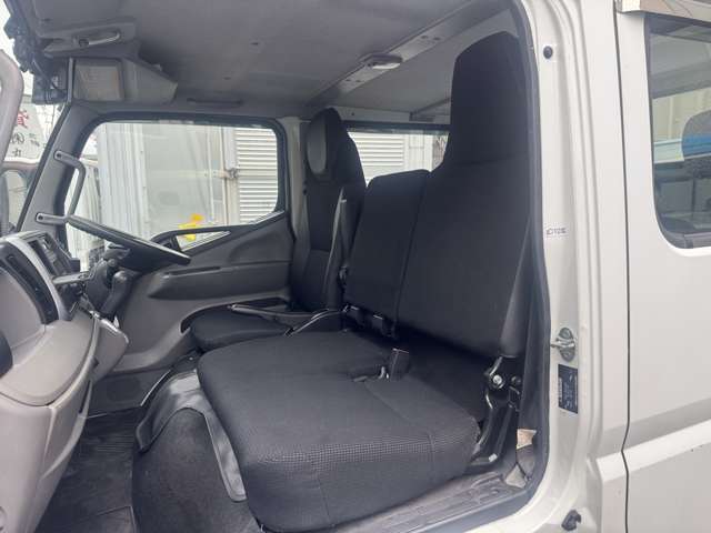 Mitsubishi Fuso Canter 10