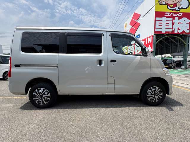 Toyota Town Ace Van 10